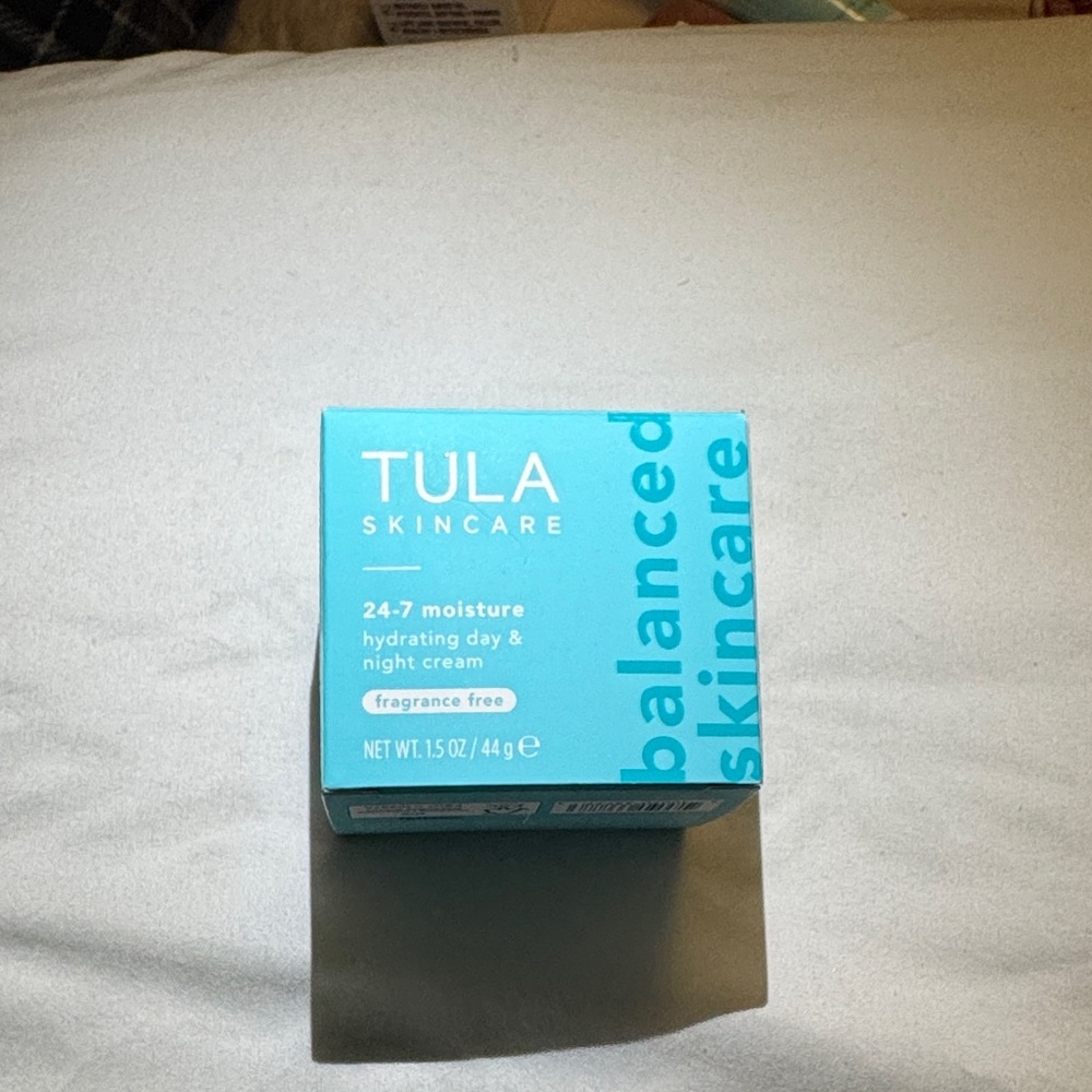 Tula Skincare 24-7 Moisture Cream in Blue